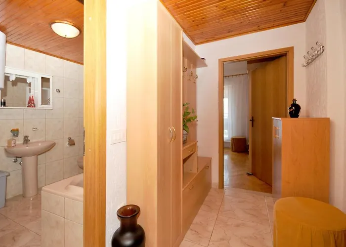 Elena Apartmán Trogir