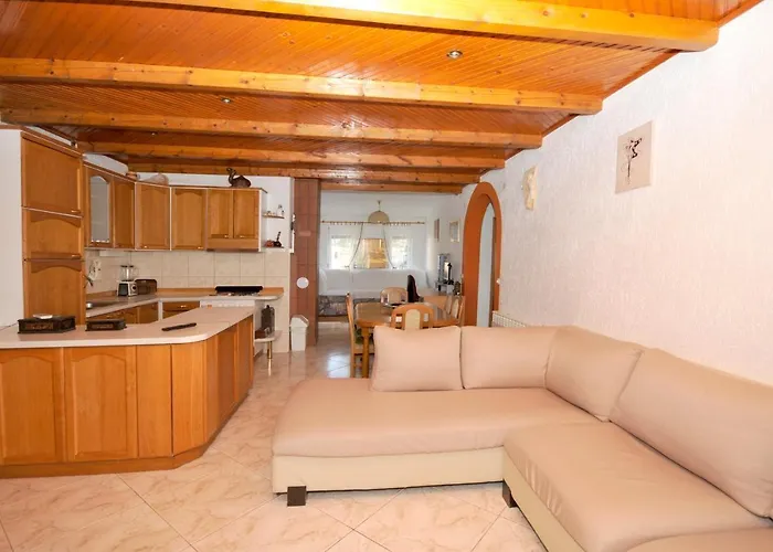 Elena Apartmán Trogir