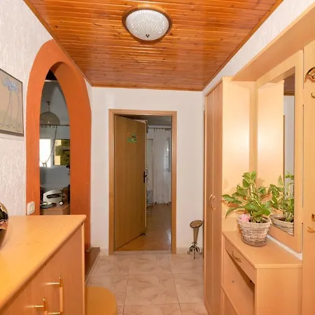 Elena Apartmán Trogir