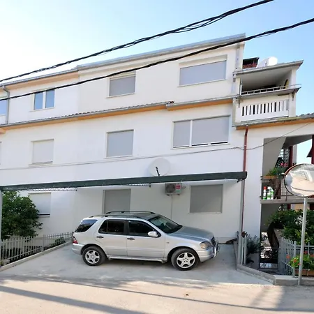 Elena Apartmán Trogir