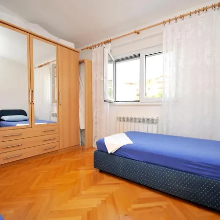 Elena Apartament *